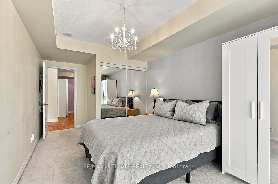 38 Fontenay Court 501, Toronto, ON M9A 5H5 13