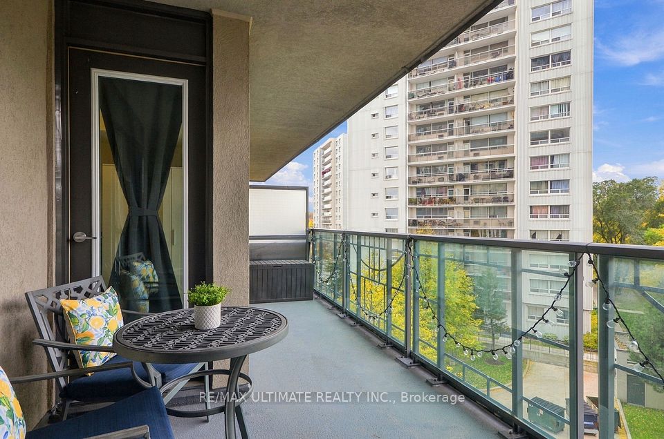 38 Fontenay Court 501, Toronto, ON M9A 5H5 20