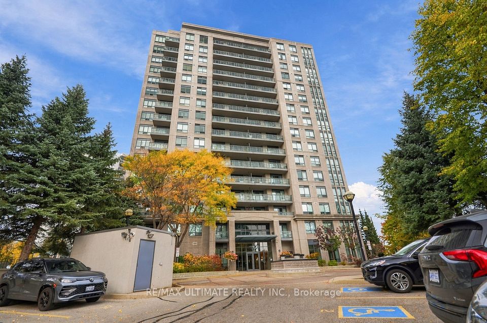 Condo Apartment at 38 Fontenay Court 501, Toronto, ON M9A 5H5