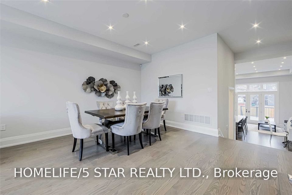 57 Ninth Street, Toronto, ON M8V 3E2 3