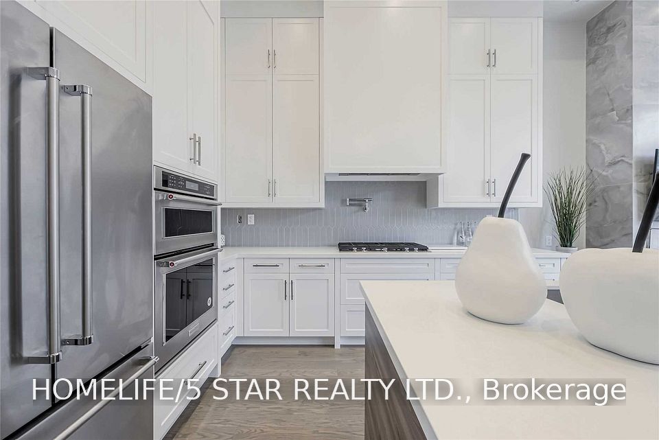 57 Ninth Street, Toronto, ON M8V 3E2 11