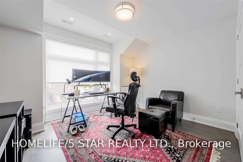 57 Ninth Street, Toronto, ON M8V 3E2 23