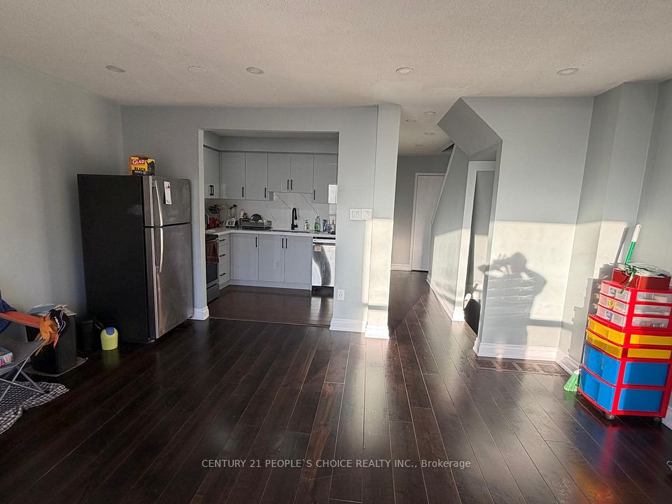 475 Bramalea Road 102, Brampton, ON L6T 2X2 11