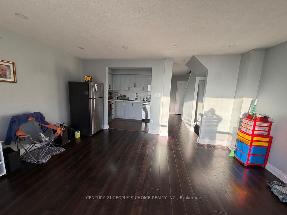 475 Bramalea Road 102, Brampton, ON L6T 2X2 12