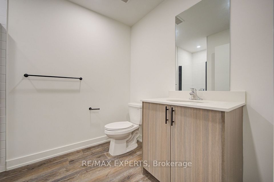 2475 Old Bronte Road 311, Oakville, ON L6M 5S7 25
