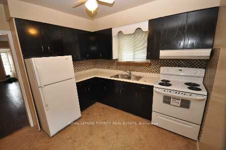 86 Ash Crescent, Toronto, ON M8W 1E6 2
