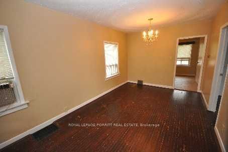 86 Ash Crescent, Toronto, ON M8W 1E6 5