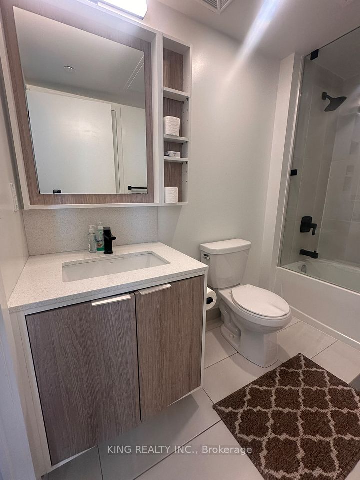 36 Zorra Street 529, Toronto, ON M8Z 0G5 14