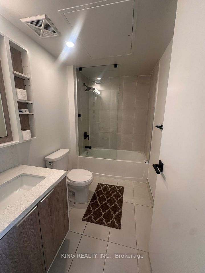 36 Zorra Street 529, Toronto, ON M8Z 0G5 13