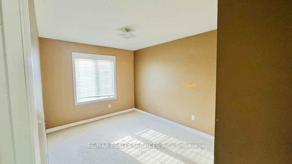 12 Urbana Road, Brampton, ON L6Y 0R6 23