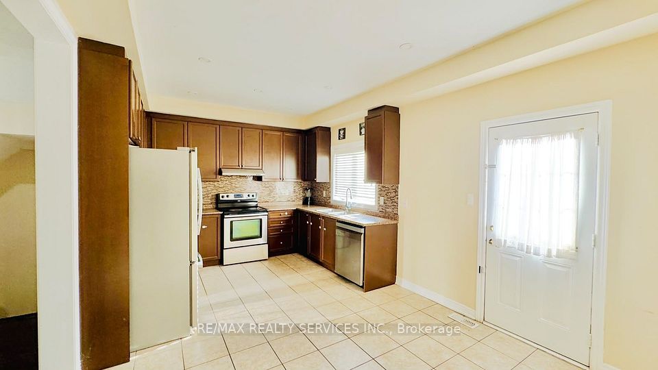 12 Urbana Road, Brampton, ON L6Y 0R6 11