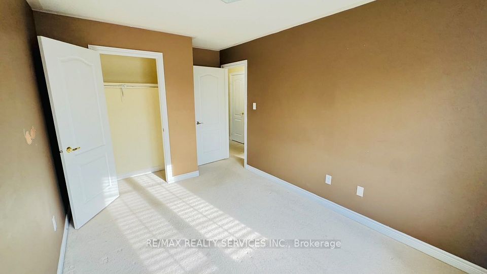 12 Urbana Road, Brampton, ON L6Y 0R6 25