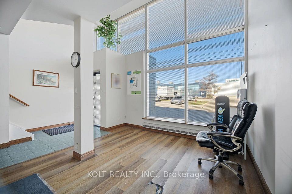 145 Traders Boulevard E Unit 31, Mississauga, ON L4Z 3L3 4