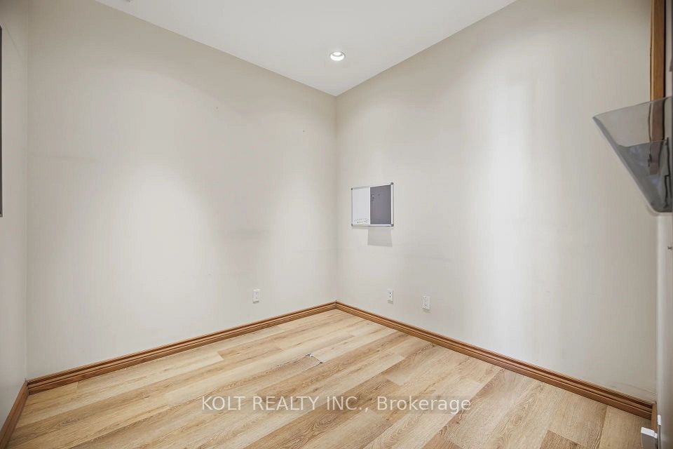 145 Traders Boulevard E Unit 31, Mississauga, ON L4Z 3L3 5