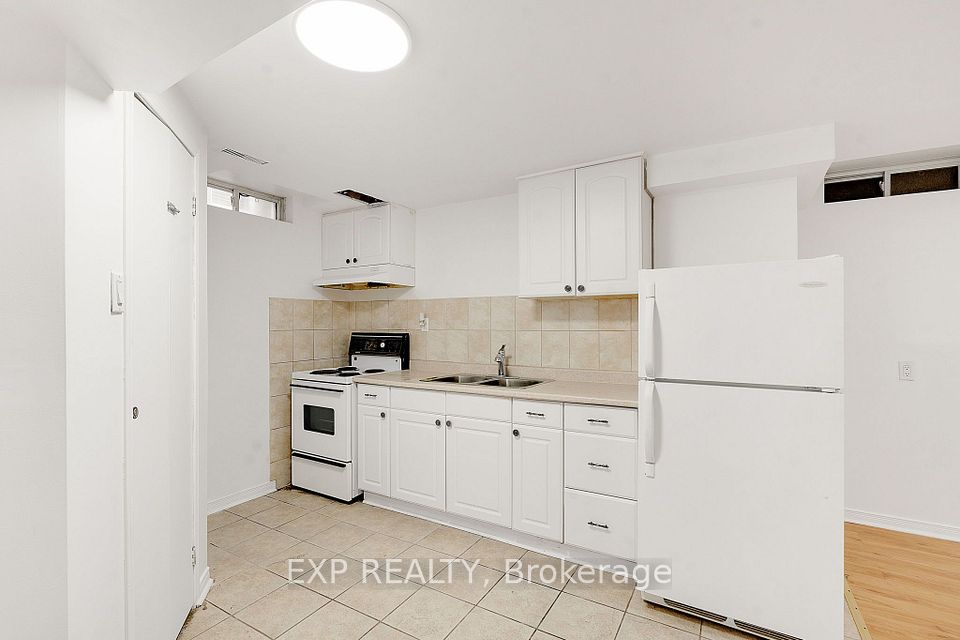 7283 Bread Fruit Lane, Mississauga, ON L5N 8H6 23