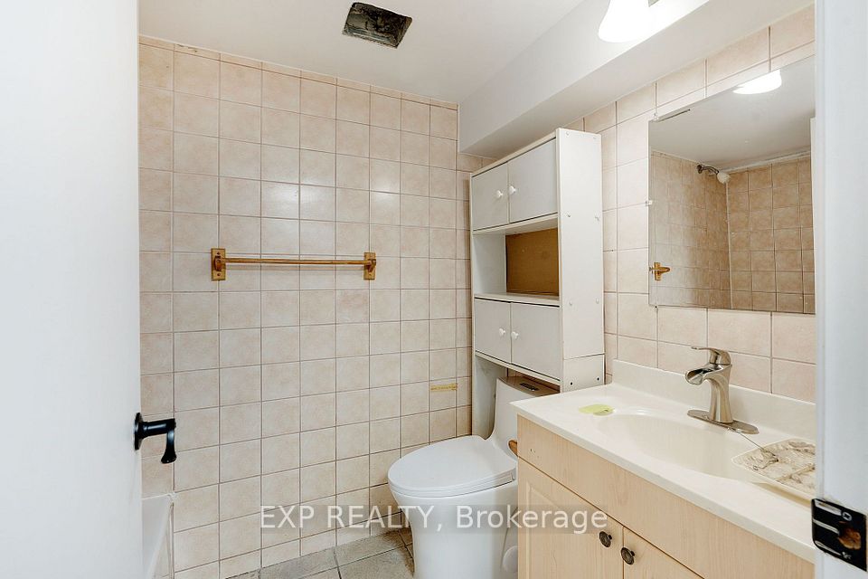7283 Bread Fruit Lane, Mississauga, ON L5N 8H6 24