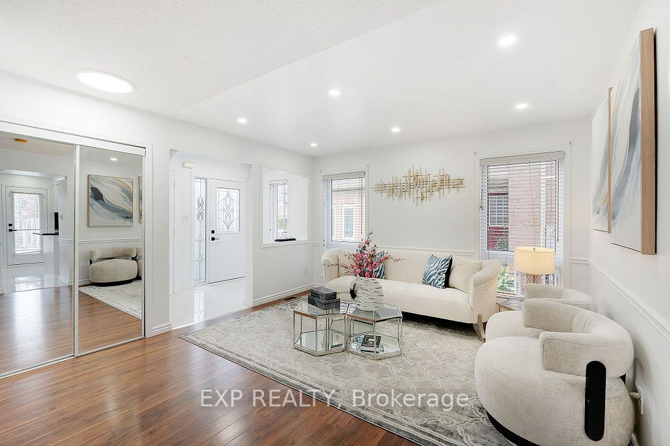7283 Bread Fruit Lane, Mississauga, ON L5N 8H6 5