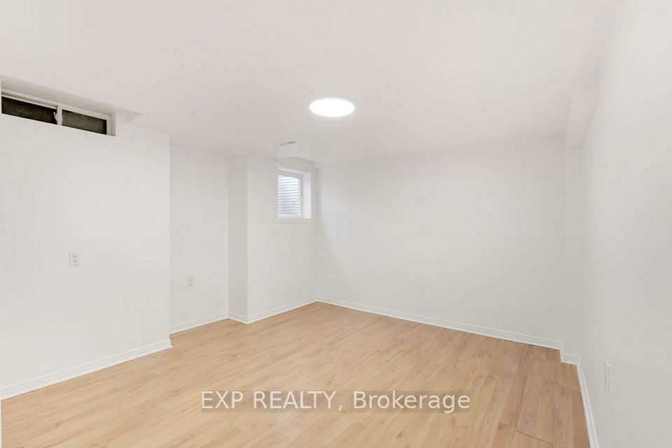 7283 Bread Fruit Lane, Mississauga, ON L5N 8H6 21