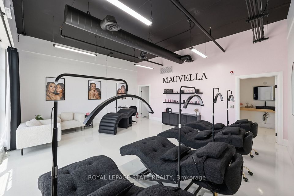 3475 Rebecca Street 106, Oakville, ON L6L 0H3 21