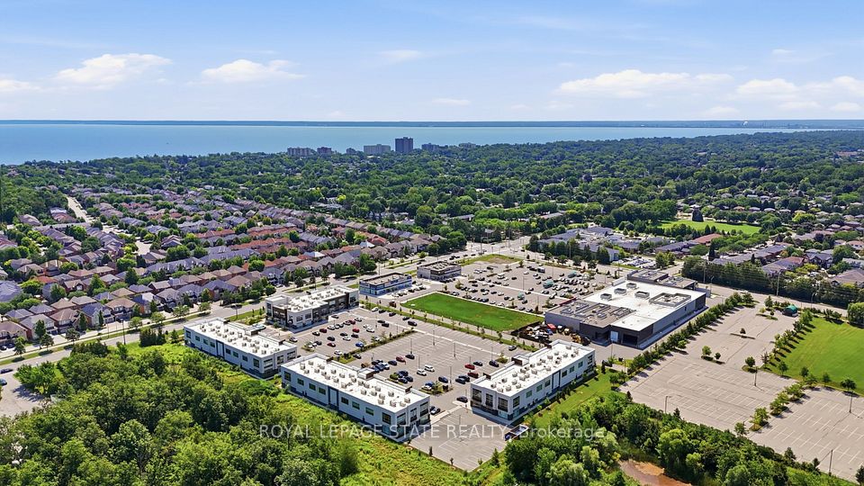3475 Rebecca Street 106, Oakville, ON L6L 0H3 10