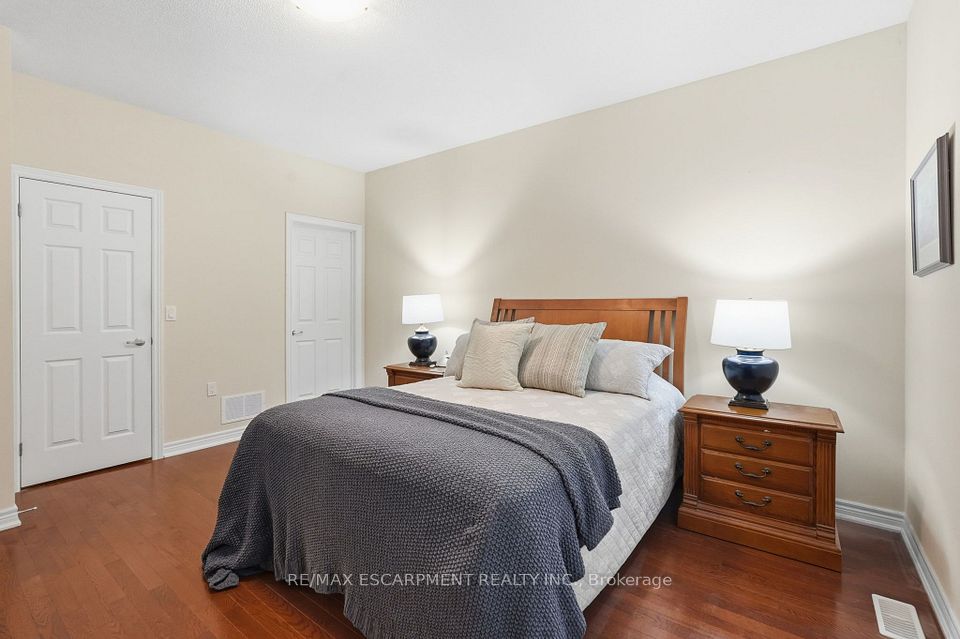 2120 Itabashi Way 252, Burlington, ON L7M 0V3 22