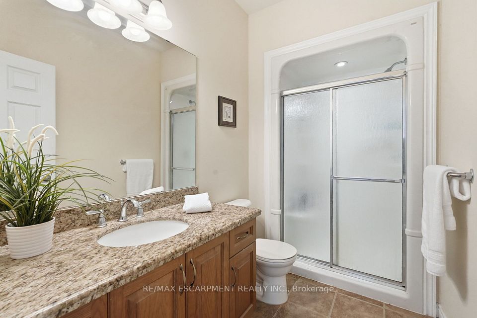 2120 Itabashi Way 252, Burlington, ON L7M 0V3 24