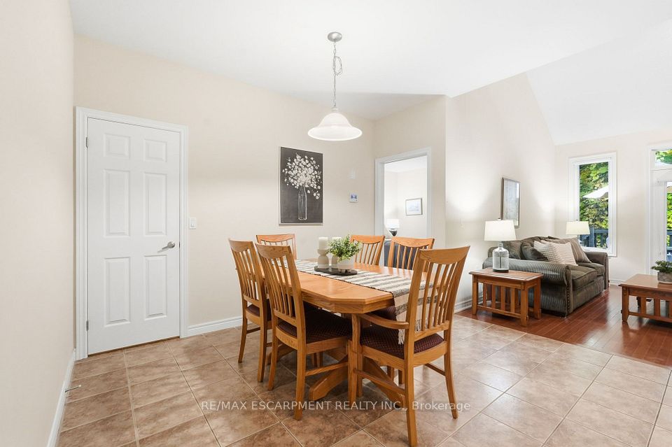 2120 Itabashi Way 252, Burlington, ON L7M 0V3 14