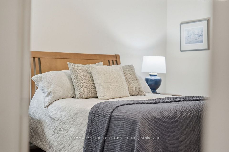2120 Itabashi Way 252, Burlington, ON L7M 0V3 20