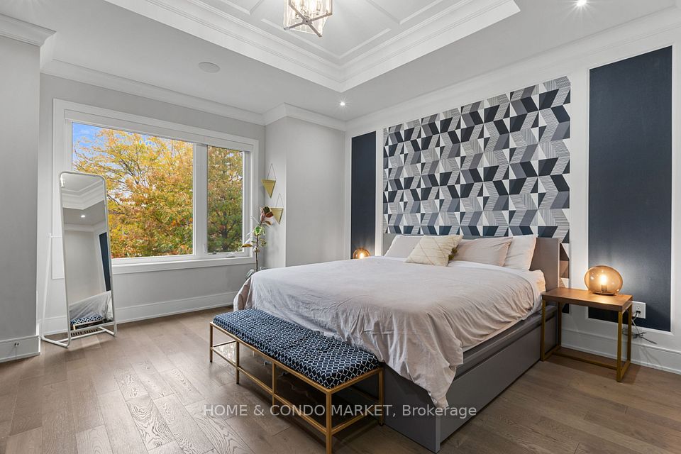 90 Gort Avenue, Toronto, ON M8W 1X4 25