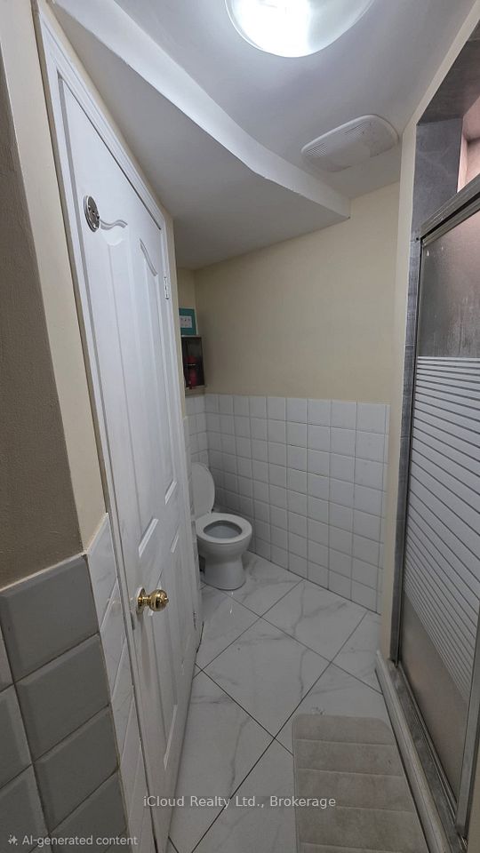 5 Flatlands Way, Brampton, ON L6R 2B5 3