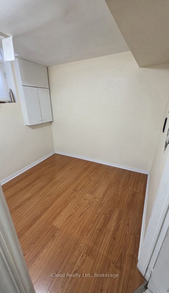 5 Flatlands Way, Brampton, ON L6R 2B5 8