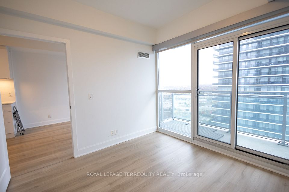 33 Shore Breeze Drive 3006, Toronto, ON M8V 0G1 6