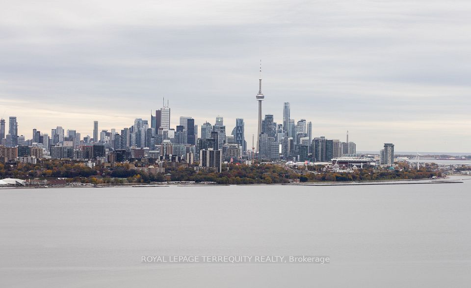 33 Shore Breeze Drive 3006, Toronto, ON M8V 0G1 10