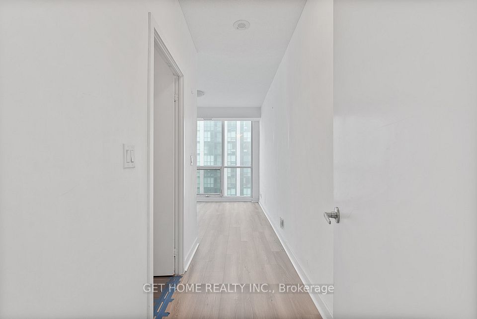 3985 Grand Park Drive 2005, Mississauga, ON L5B 0H8 17