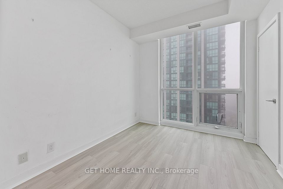 3985 Grand Park Drive 2005, Mississauga, ON L5B 0H8 23