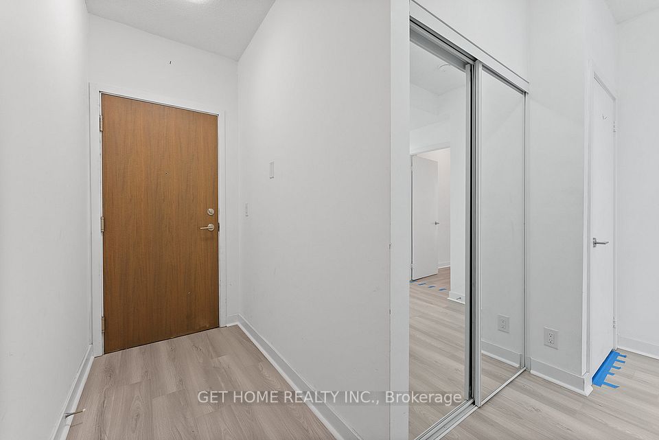 3985 Grand Park Drive 2005, Mississauga, ON L5B 0H8 2