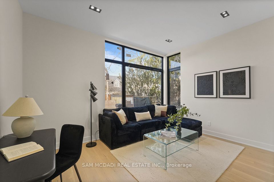 362 Meadow Wood Lane, Mississauga, ON L5J 2S9 4