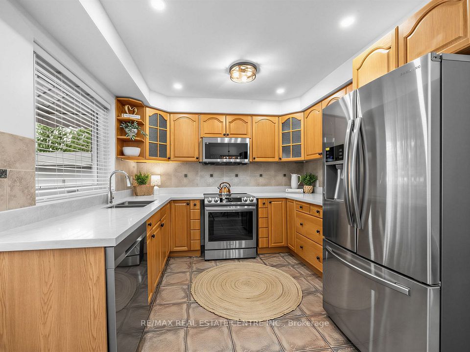 2475 Brookhurst Road, Mississauga, ON L5J 1R4 13