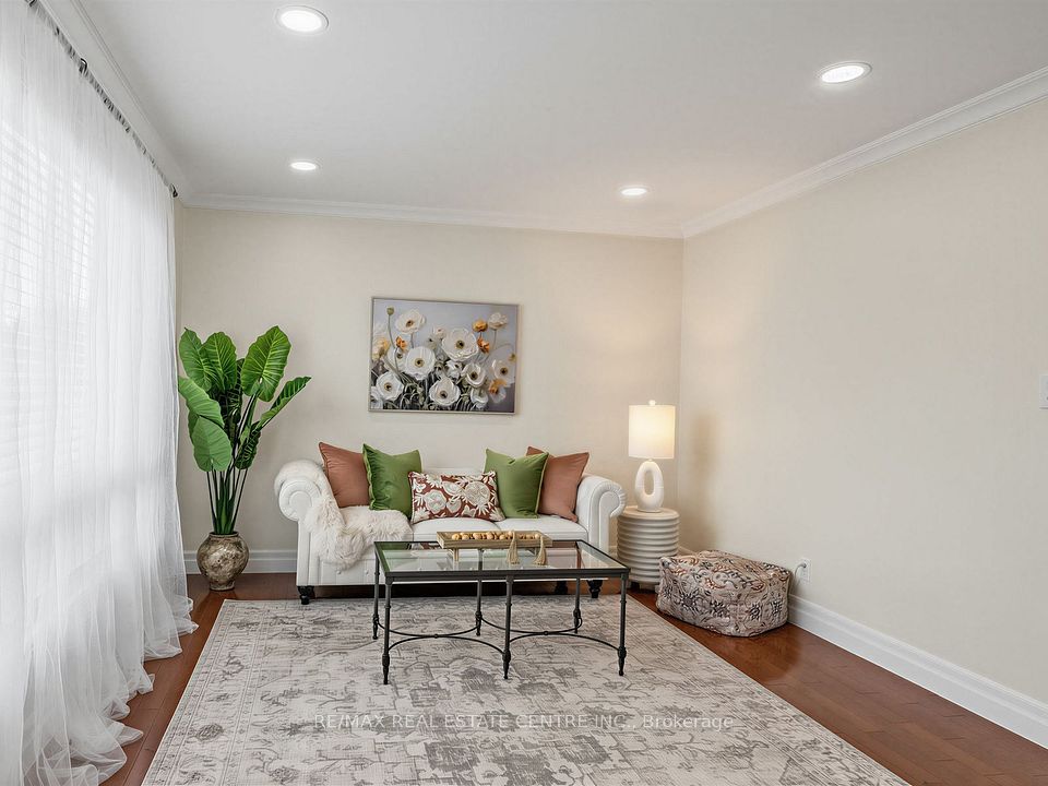 2475 Brookhurst Road, Mississauga, ON L5J 1R4 4