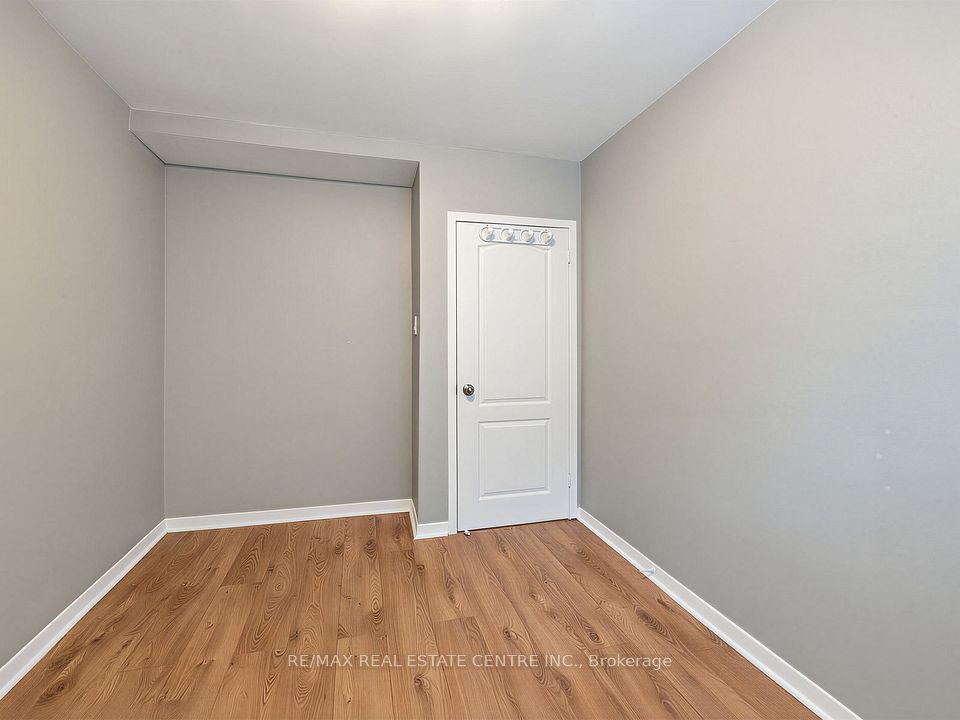 2475 Brookhurst Road, Mississauga, ON L5J 1R4 20