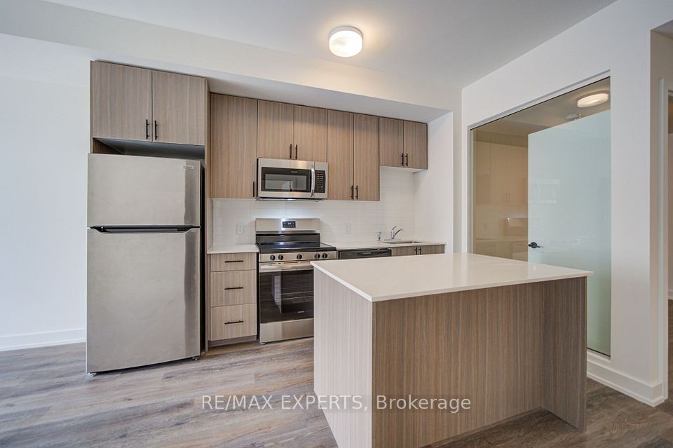 Condo Apartment at 2475 Old Bronte Road 411, Oakville, ON L6M 5S7
