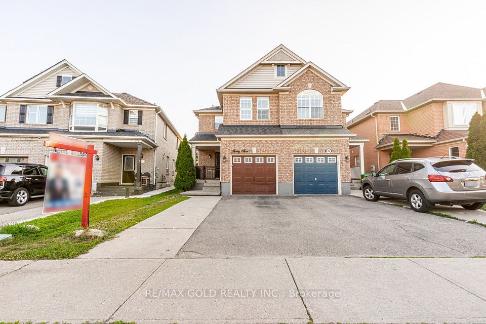 Semi-Detached  at 34 Jingle Crescent, Brampton, ON L6S 0B2