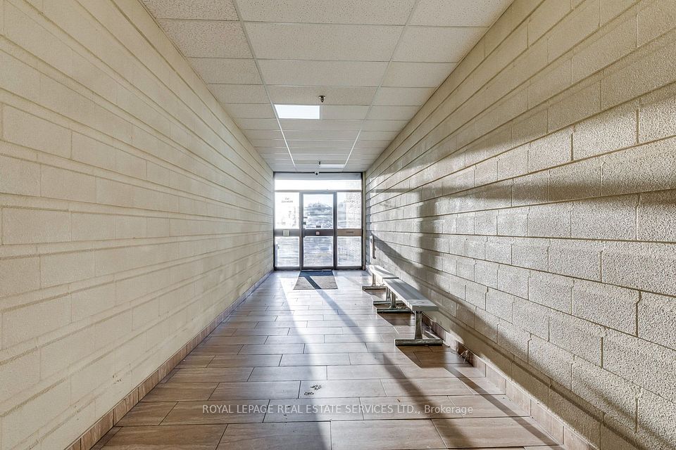 557 Dixon Road, Toronto, ON M9W 6K1 8