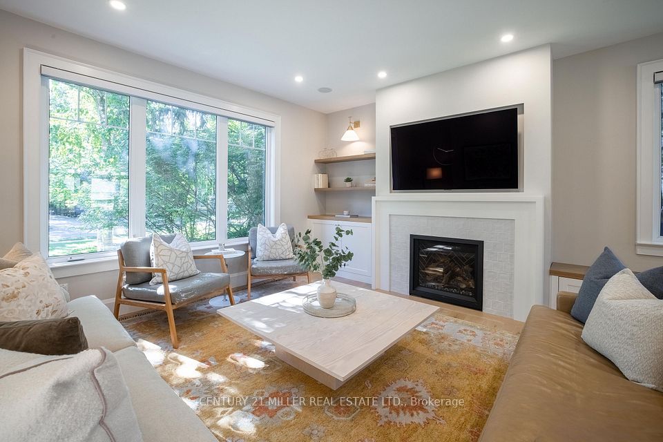 407 Maple Grove Drive, Oakville, ON L6J 4V8 16