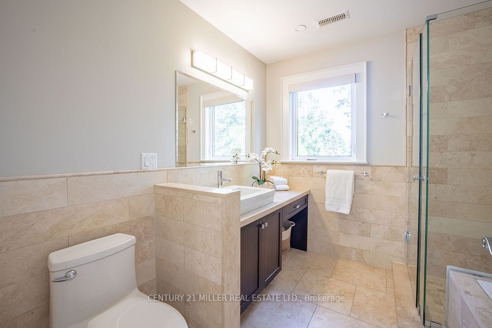 407 Maple Grove Drive, Oakville, ON L6J 4V8 24