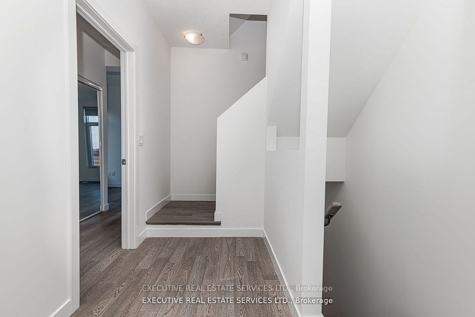 200 Malta Avenue 39, Brampton, ON L6Y 6H8 12