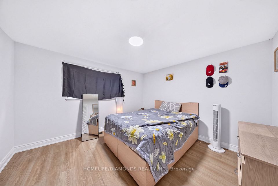 240 BARTLEY BULL Parkway, Brampton, ON L6W 2L1 7