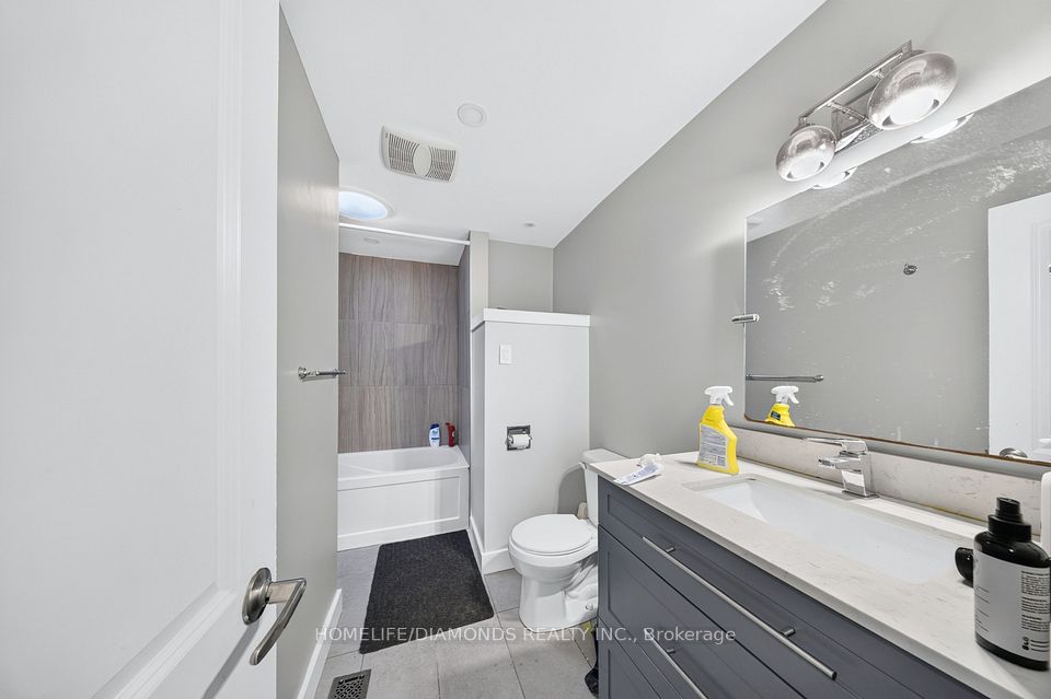 240 BARTLEY BULL Parkway, Brampton, ON L6W 2L1 11