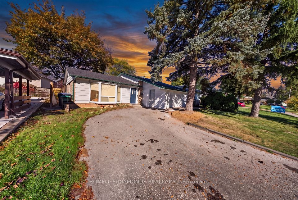 Detached at 240 BARTLEY BULL Parkway, Brampton, ON L6W 2L1