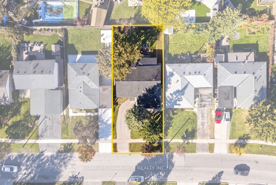 240 BARTLEY BULL Parkway, Brampton, ON L6W 2L1 2